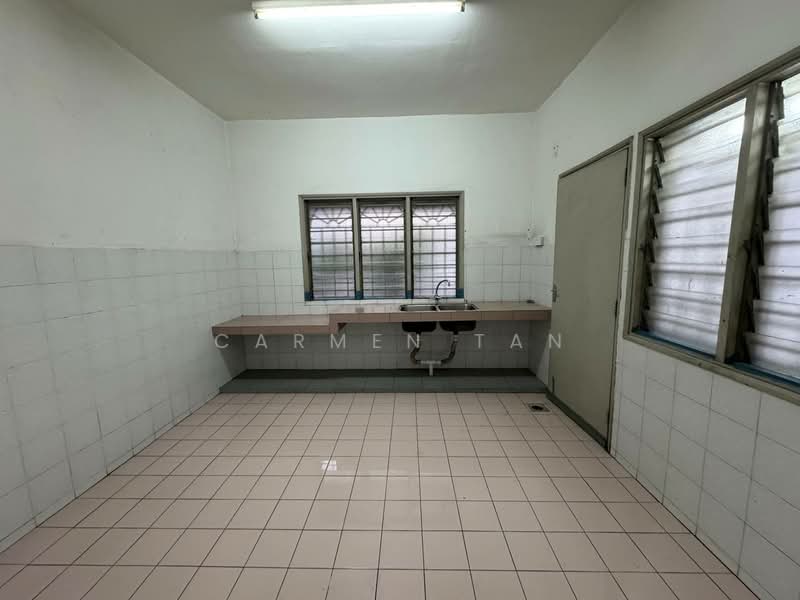 2.5-storey Terraced House for Sale in Sri Petaling (Kuala Lumpur) - Carmen Tan - Kitchen - PropertyGuru.com.my