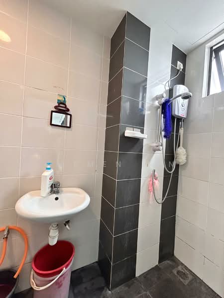 Service Residence for Sale at Silk Sky - Carmen Tan - Bathroom - PropertyGuru.com.my
