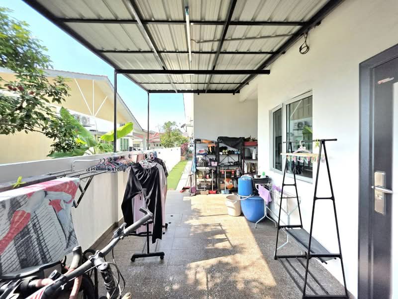 2-storey Terraced House for Sale in Kota Kemuning (Shah Alam) - Lukman Hakim - Balcony - PropertyGuru.com.my