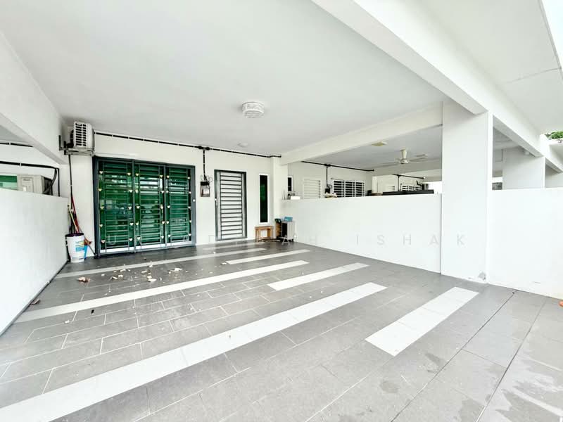 2-storey Terraced House for Sale in Seremban (Negeri Sembilan) - Nur Adibah Ishak - Exterior - PropertyGuru.com.my