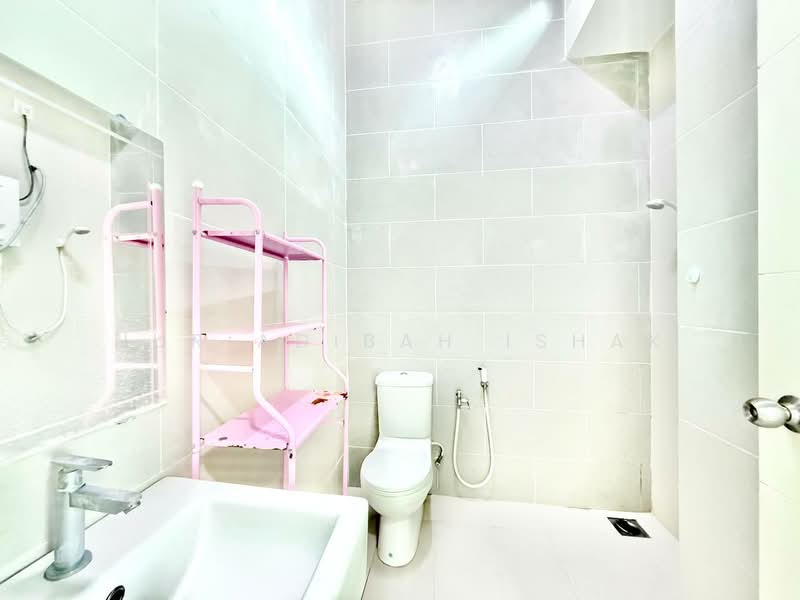 2-storey Terraced House for Sale in Seremban (Negeri Sembilan) - Nur Adibah Ishak - Bathroom - PropertyGuru.com.my