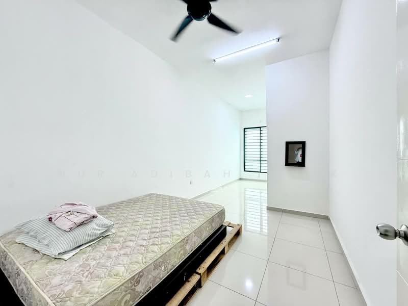 2-storey Terraced House for Sale in Seremban (Negeri Sembilan) - Nur Adibah Ishak - Bedroom - PropertyGuru.com.my