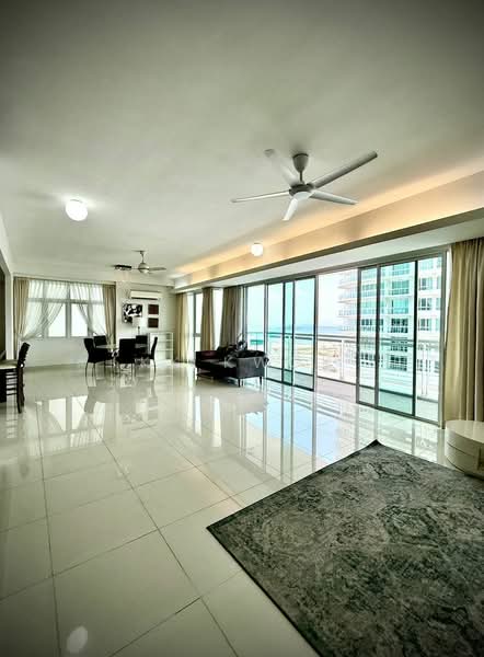 Condominium for Rent at Gurney Paragon - KK Kwok - Living Room - PropertyGuru.com.my