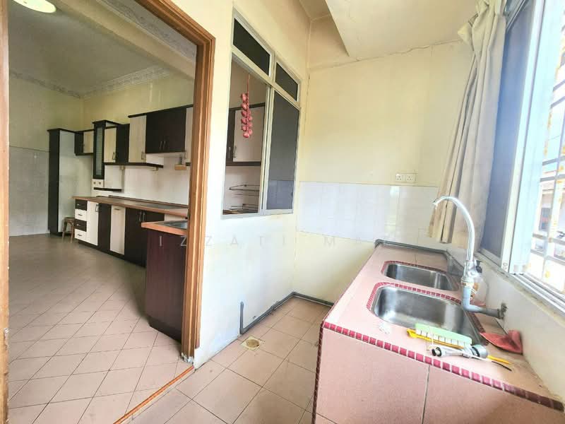Rumah Teres 2 Tingkat untuk Dijual di Taman Seremban Jaya (Rantau) - Izzati Mat - Kitchen - PropertyGuru.com.my