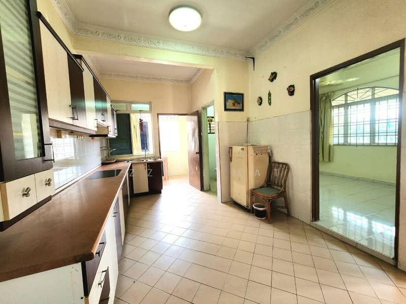 Rumah Teres 2 Tingkat untuk Dijual di Taman Seremban Jaya (Rantau) - Izzati Mat - Kitchen - PropertyGuru.com.my