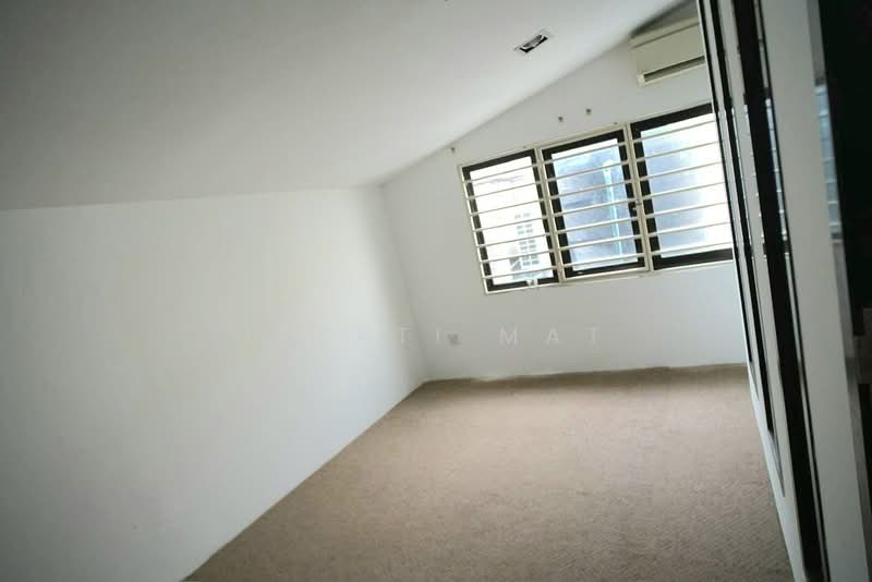 2.5-storey Terraced House for Sale in Taman Mutiara Indah (Puchong) - Izzati Mat - Interior - PropertyGuru.com.my