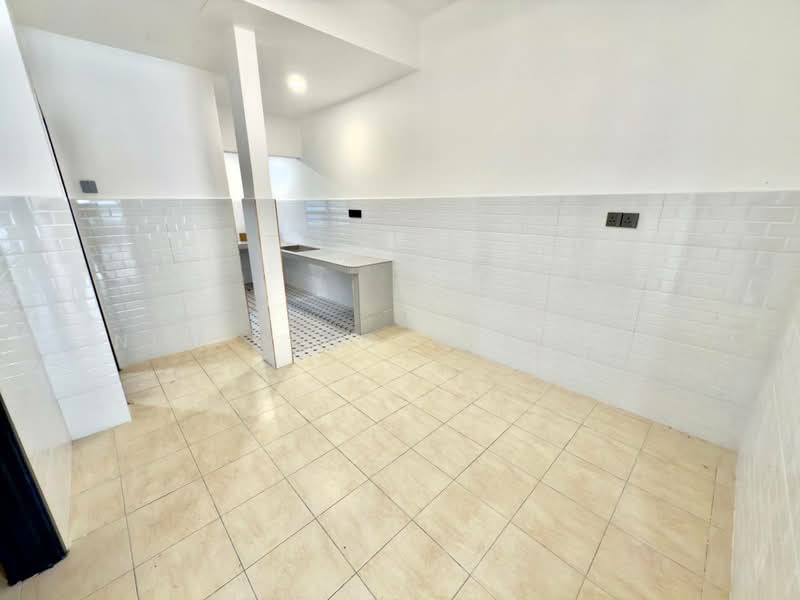 2-storey Terraced House for Sale in Desa Coalfields (Ijok) - Nur Adibah Ishak - Kitchen - PropertyGuru.com.my