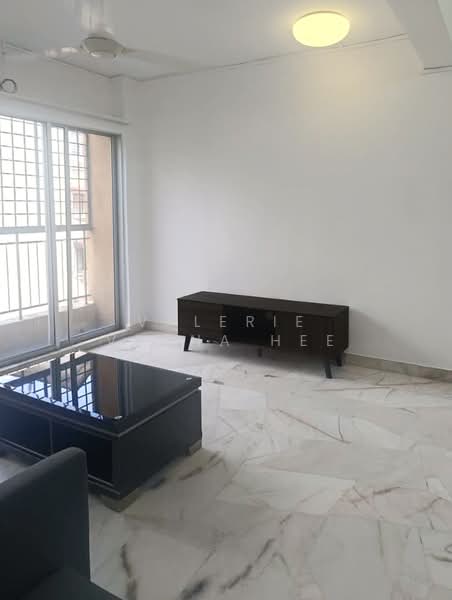 Apartment for Sale at Vista Lavender - Valerie Venna Hee - Living Room - PropertyGuru.com.my