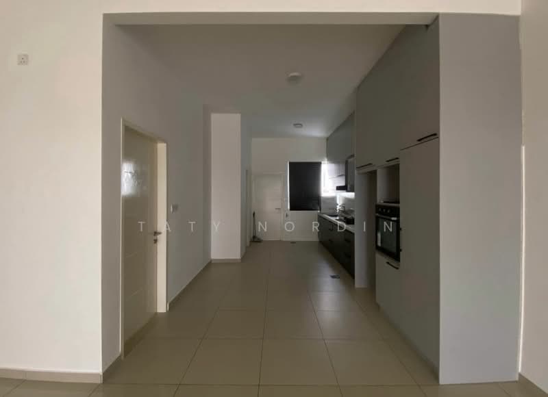 2-storey Terraced House for Rent in Seremban (Negeri Sembilan) - Taty Nordin - Kitchen - PropertyGuru.com.my