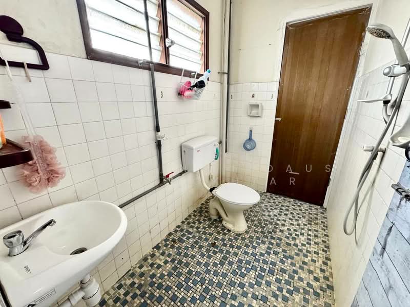 Taman Koperasi Cuepacs untuk Untuk Dijual - RM 490,000, Feb 2026 - Bathroom - PropertyGuru.com.my