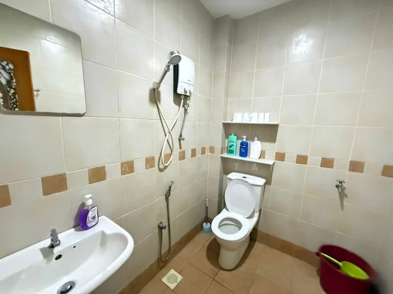 Semi-Detached House for Sale in Taman Nam Yang (Melaka City) - Ramona Tan - Bathroom - PropertyGuru.com.my