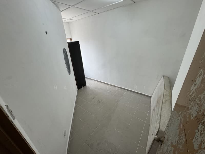 2-storey Terraced House for Sale in Taman Sri Gombak (Gombak) - Hafiz Tajri - Interior - PropertyGuru.com.my