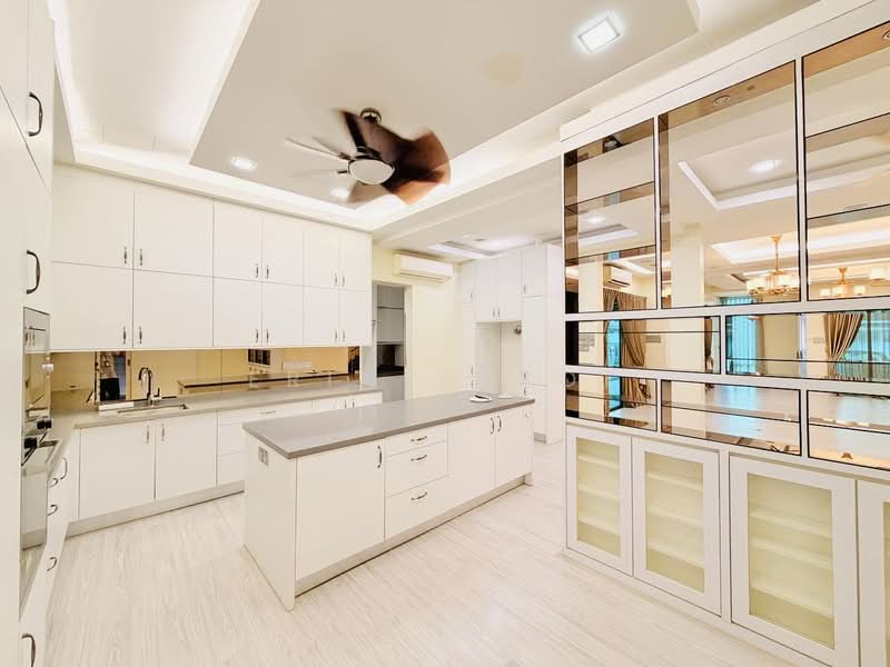 Bungalow for Rent in Taman TTDI Jaya (Shah Alam) - Erin Yusof - Kitchen - PropertyGuru.com.my