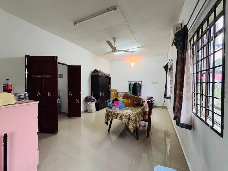 Jalan Balau Meru Klang untuk Untuk Dijual - RM 500,000, Mac 2026 - Living Room - PropertyGuru.com.my