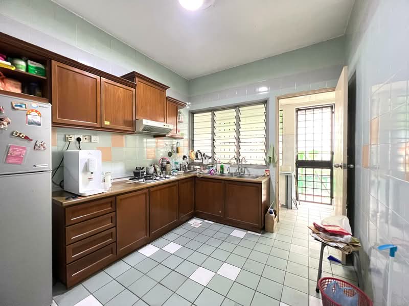2.5-storey Terraced House for Sale in Bandar Menjalara (Kuala Lumpur) - Keanu Tan - Kitchen - PropertyGuru.com.my