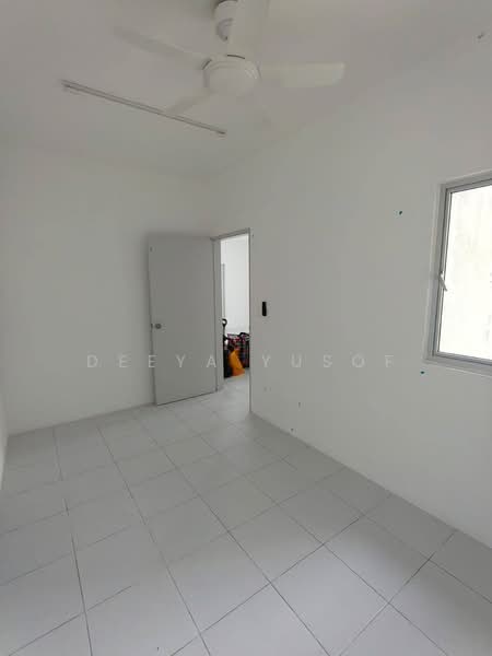 Condominium for Rent at Residensi Sateria - Deeya Yusof - PropertyGuru.com.my