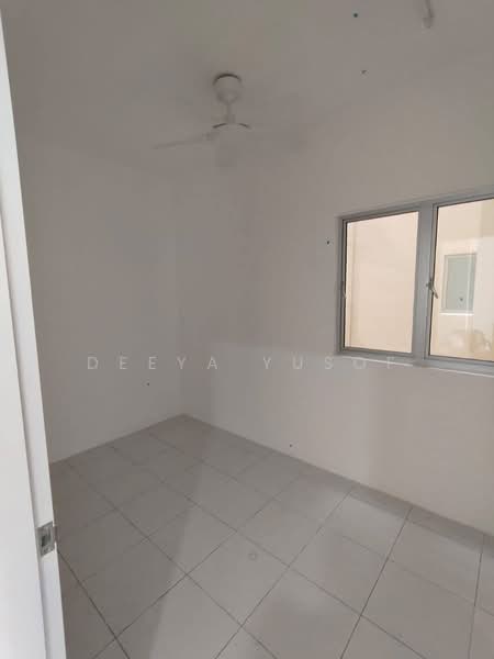 Condominium for Rent at Residensi Sateria - Deeya Yusof - PropertyGuru.com.my
