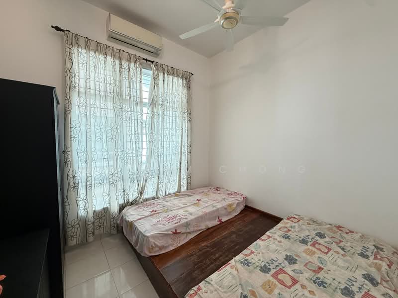 1-storey Terraced House for Sale in Taman Cheng Setia (Cheng) - William Chong - Bedroom - PropertyGuru.com.my