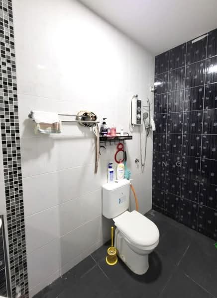Taman Nusa Bestari 2 untuk Untuk Dijual - RM 620,000, Feb 2026 - Bathroom - PropertyGuru.com.my