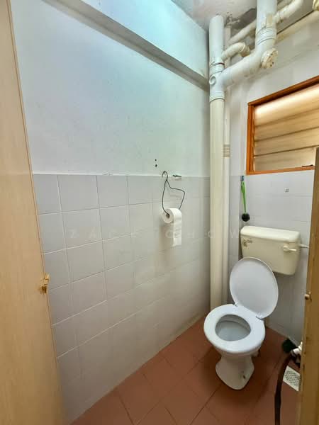 Flat for Sale at Taman Plentong Utama - Zack Chow - Bathroom - PropertyGuru.com.my