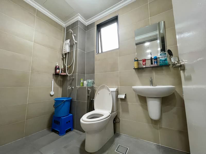 2-storey Terraced House for Sale in Puchong (Selangor) - Afiqah . - Bathroom - PropertyGuru.com.my