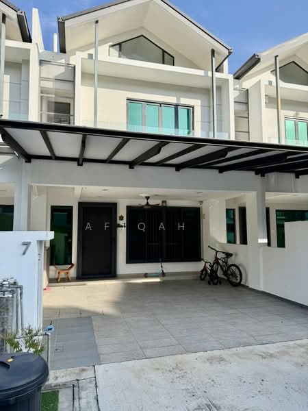 2-storey Terraced House for Sale in Puchong (Selangor) - Afiqah . - Exterior - PropertyGuru.com.my