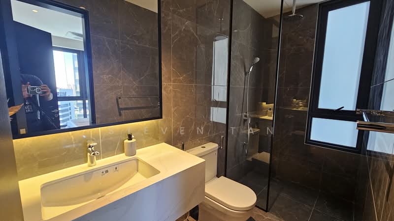 Service Residence for Sale at Skylon Residences - Steven Tan - Bathroom - PropertyGuru.com.my