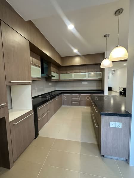 3-storey Terraced House for Rent in Taman Sungai Sering (Cheras) - Esther Yong - Kitchen - PropertyGuru.com.my