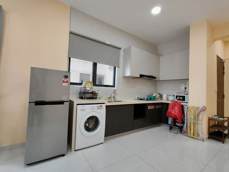 Condominium for Sale at Royal Strand @ Country Garden Danga Bay - Winson Tan - Kitchen - PropertyGuru.com.my