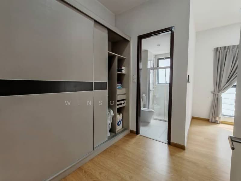 Condominium for Sale at Royal Strand @ Country Garden Danga Bay - Winson Tan - Bathroom - PropertyGuru.com.my