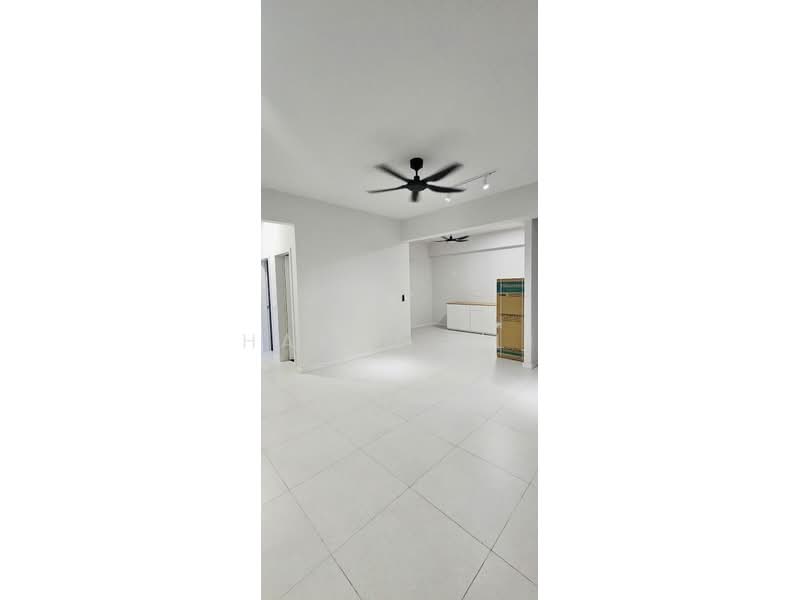 Myra Cove untuk Untuk Disewa - RM 2,900 /bulan, Mac 2026 - Living Room - PropertyGuru.com.my