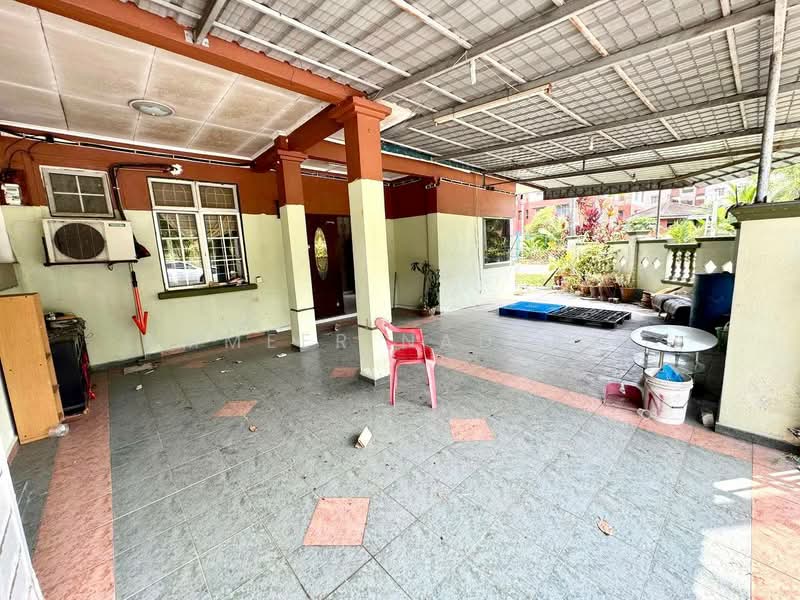 1-storey Terraced House for Sale in Taman Semenyih Indah (Semenyih) - Ammeer Nadzrai - Exterior - PropertyGuru.com.my