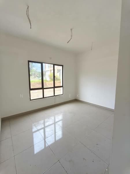 Townhouse for Sale in Bandar Tasik Kesuma (Beranang) - Nurashekin . - Interior - PropertyGuru.com.my