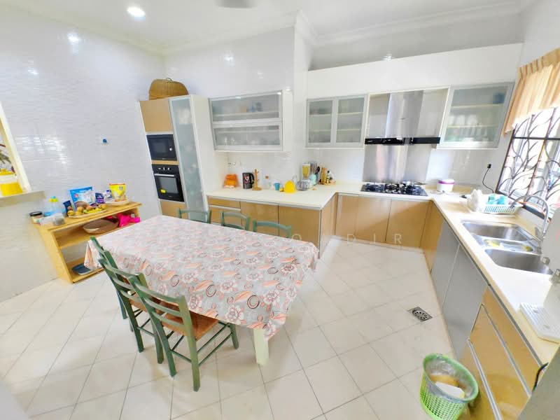 Seksyen 4 Bandar Baru Bangi untuk Untuk Dijual - RM 2,400,000, Feb 2026 - PropertyGuru.com.my