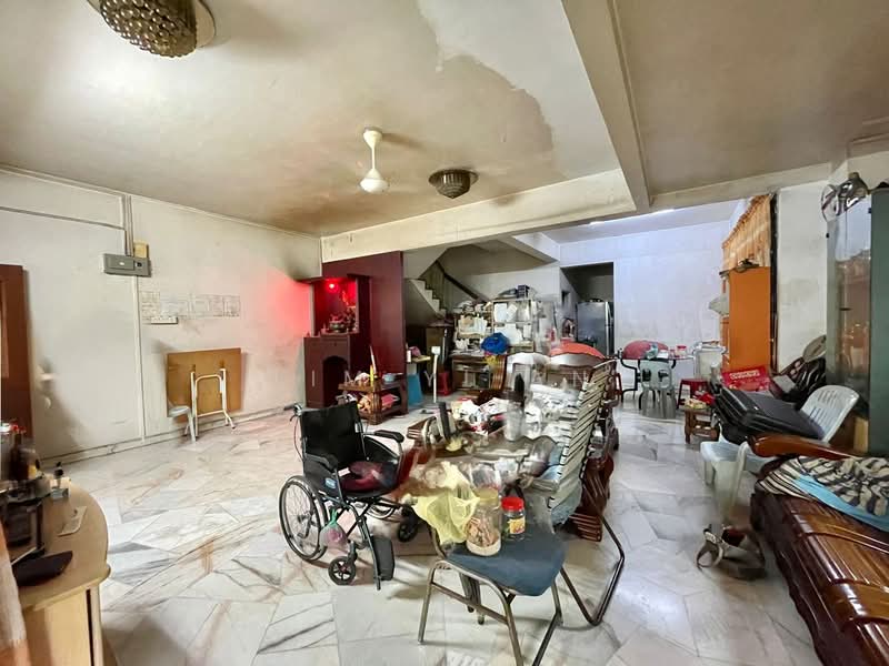 Semi-Detached House for Sale in Kampung Pantai Jerjak (Gelugor) - Lim Yi An - Living Room - PropertyGuru.com.my