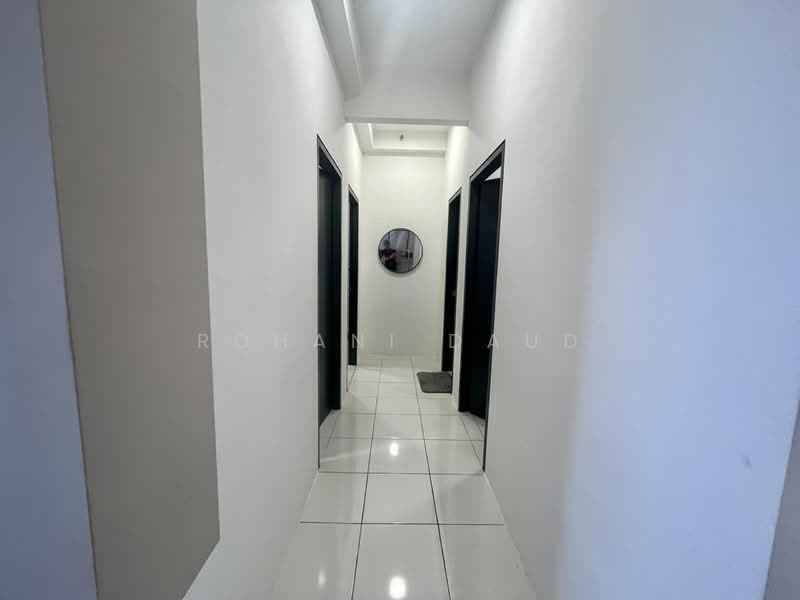 Service Residence for Rent at Kita Impian @ Cybersouth - Rohani Daud - Corridor - PropertyGuru.com.my