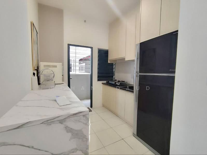 Service Residence for Rent at Kita Impian @ Cybersouth - Rohani Daud - Kitchen - PropertyGuru.com.my