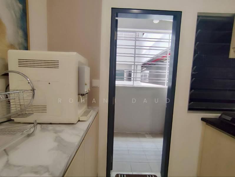 Service Residence for Rent at Kita Impian @ Cybersouth - Rohani Daud - Kitchen - PropertyGuru.com.my