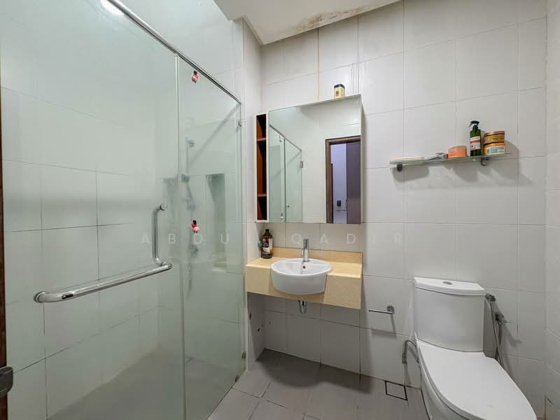 Bungalow for Sale in Ampang (Selangor) - Abdul Qadir - Bathroom - PropertyGuru.com.my