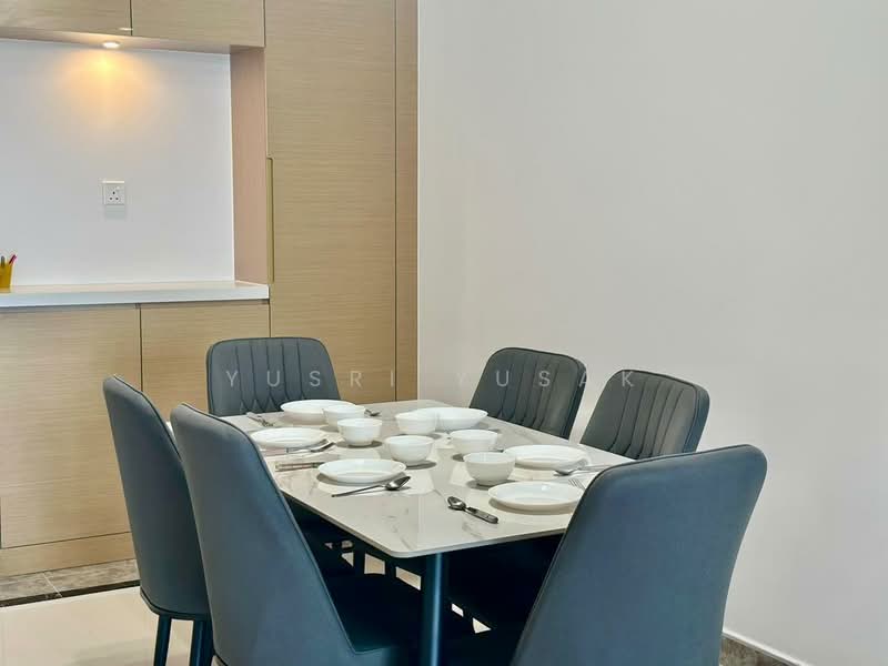 Condominium for Rent at R&F Princess Cove Phase 2-Seine Region - Yusri Yusak - Dining Room - PropertyGuru.com.my