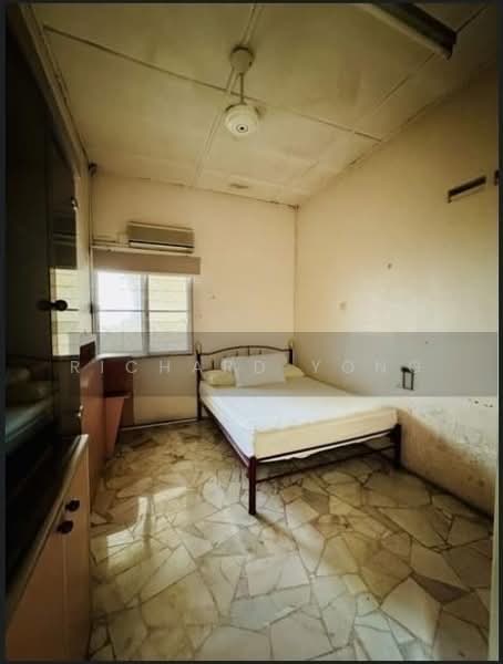 Semi-Detached House for Sale in Taman Johor Jaya (Johor Bahru) - Richard Yong - PropertyGuru.com.my