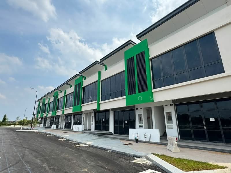 Shop for Rent in Shah Alam (Selangor) - Nur Alia Omar - Exterior - PropertyGuru.com.my