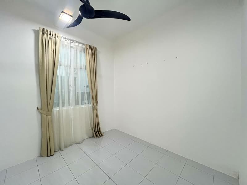 2-storey Terraced House for Sale in Taman Jack Bandar Baru Kuantan Putri (Kuantan) - Izzat Azman - Bedroom - PropertyGuru.com.my