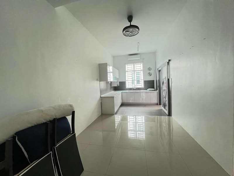 2-storey Terraced House for Sale in Taman Jack Bandar Baru Kuantan Putri (Kuantan) - Izzat Azman - Kitchen - PropertyGuru.com.my