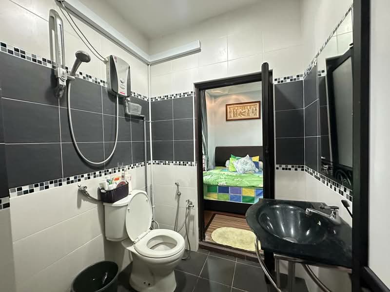 Bungalow for Sale in Kuantan (Pahang) - Hamizah . - PropertyGuru.com.my