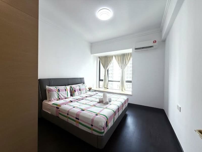 Service Residence for Sale at R&F Princess Cove Phase 1 - Jolin Ng - Bedroom - PropertyGuru.com.my