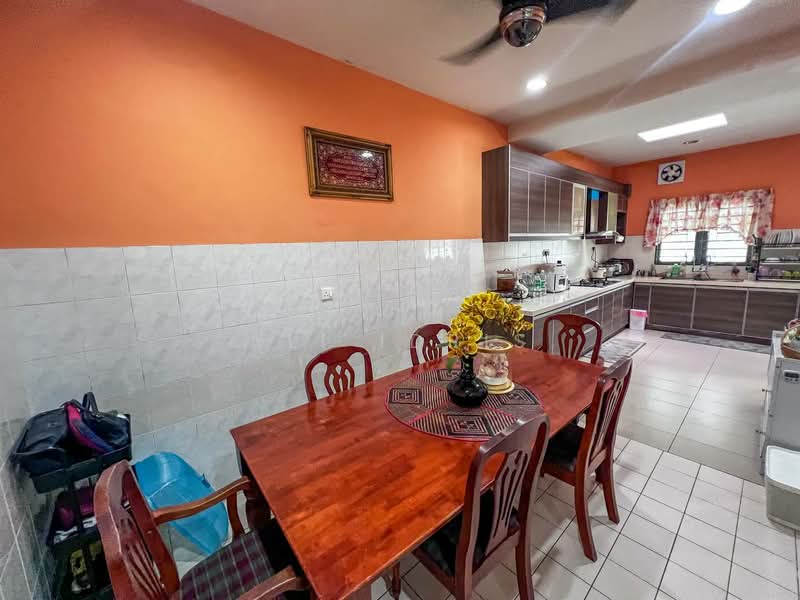 2-storey Terraced House for Sale in Alam Damai (Cheras) - Ali Idris - Kitchen - PropertyGuru.com.my