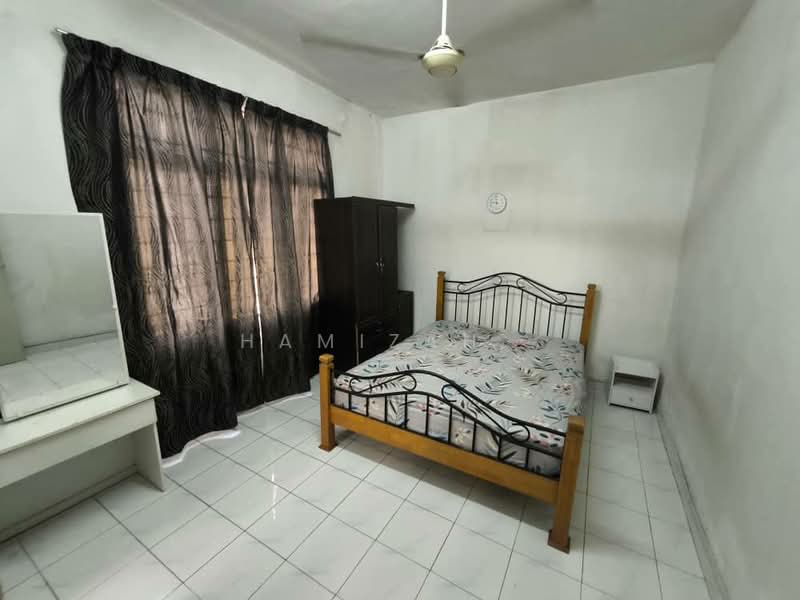 Apartment for Sale at Pangsapuri Lagoon Perdana - Hamizah . - PropertyGuru.com.my