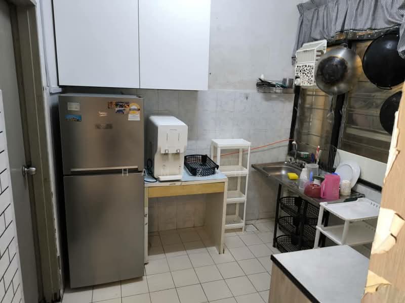 Apartment for Sale at Pangsapuri Lagoon Perdana - Hamizah . - PropertyGuru.com.my