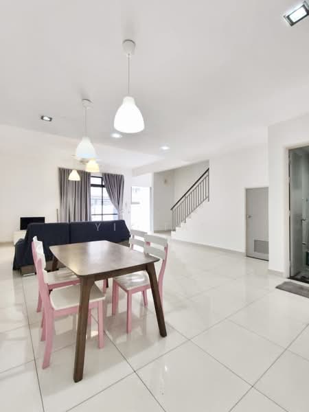 Eco Summer Ecos Summers untuk Untuk Dijual - RM 970,000, Mac 2026 - Living Room - PropertyGuru.com.my